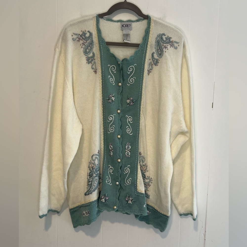 Koret Women’s Embroidered Sequins Sweater 106
